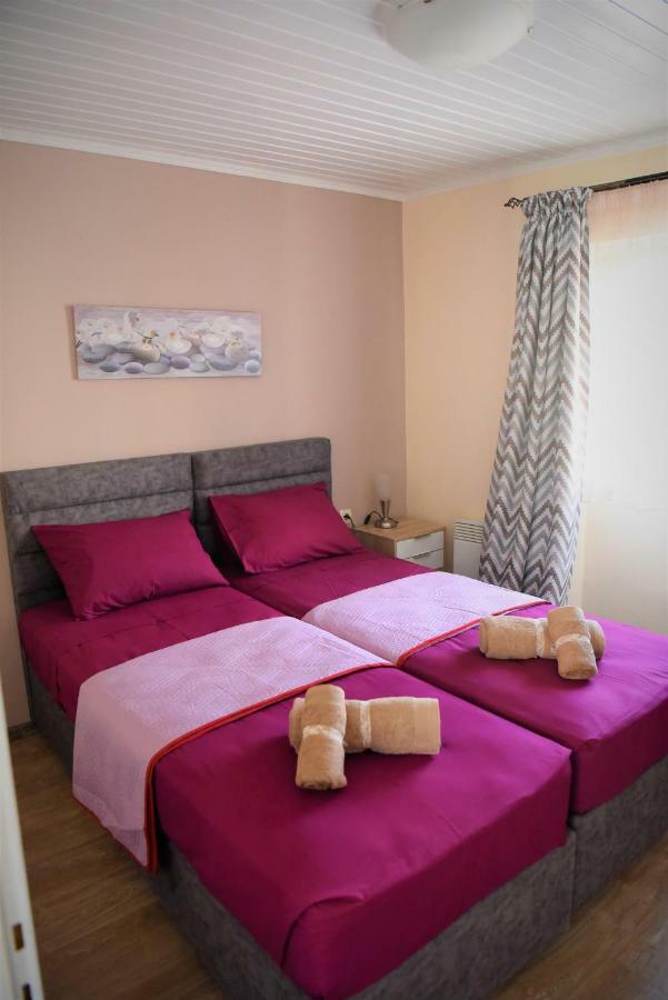Kampielo Corfu (city)